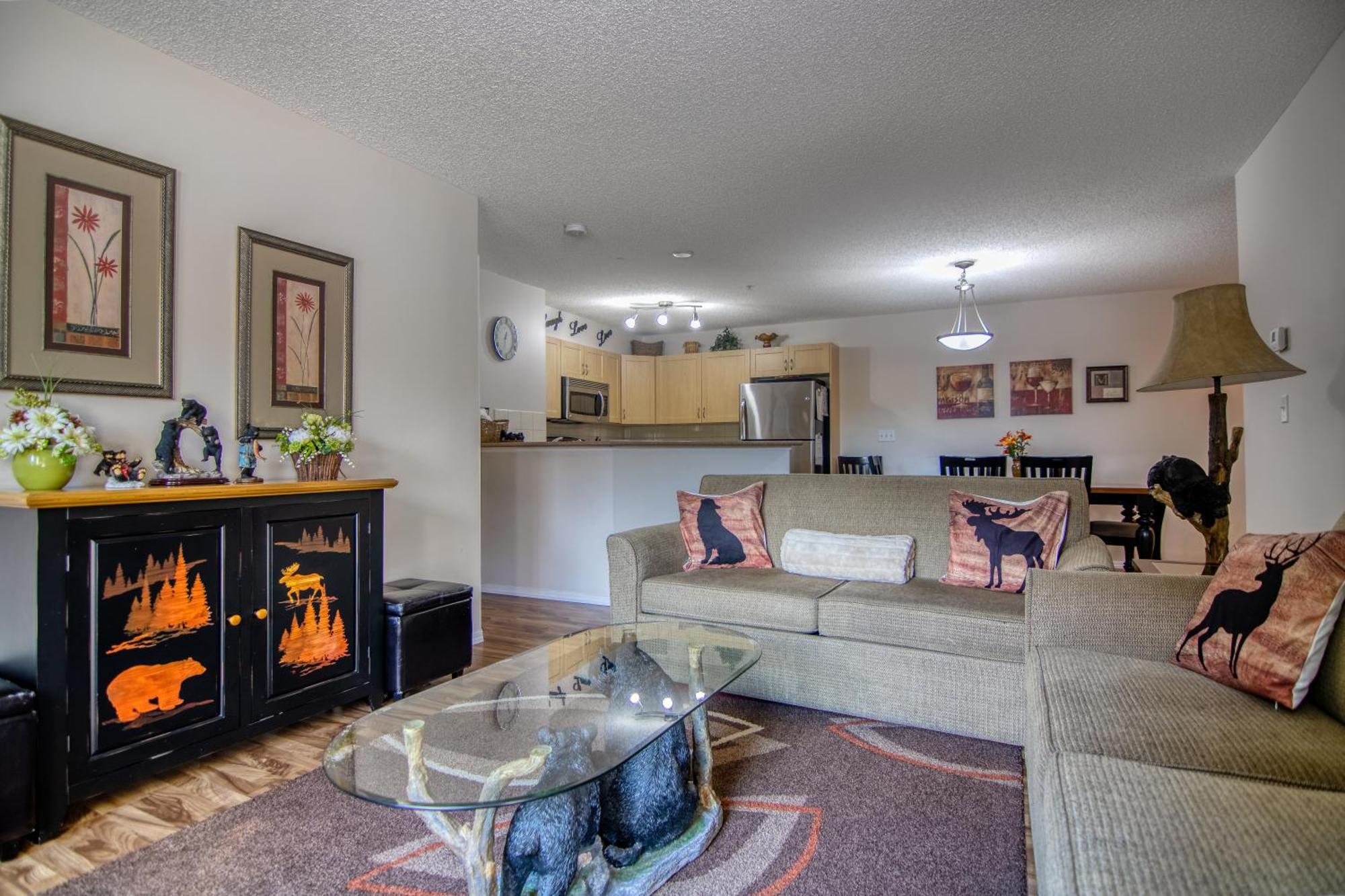 Mountain Getaway Condo - 5 Min Walk To The Beach! Invermere Dış mekan fotoğraf