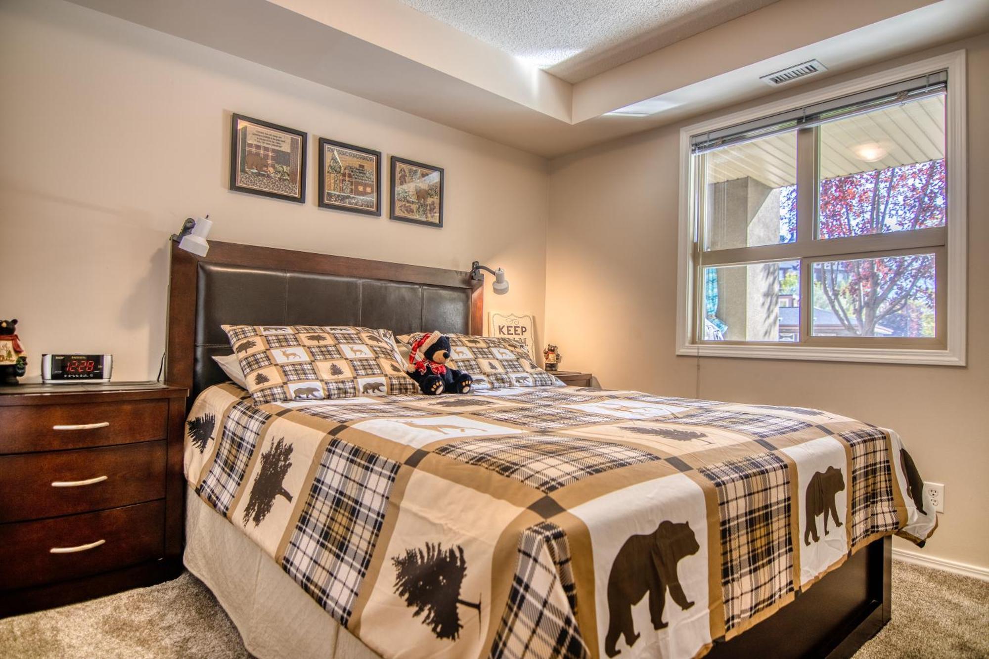 Mountain Getaway Condo - 5 Min Walk To The Beach! Invermere Dış mekan fotoğraf